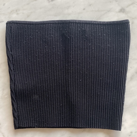 ARITZIA Babaton Sculpt Knit Cropped Tube Top - Black - XXS - Picture 7 of 7